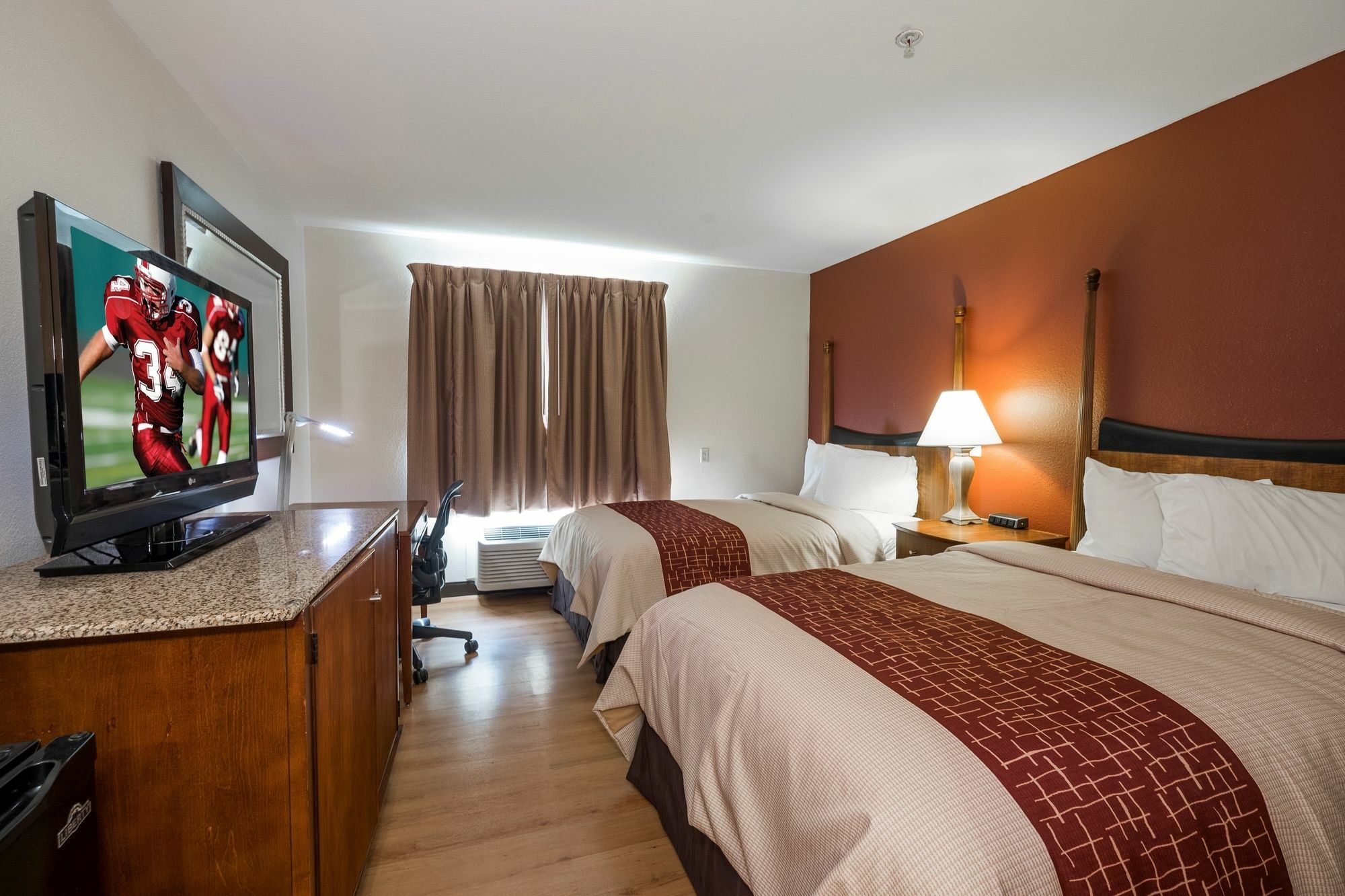 Red Roof Inn & Suites Biloxi - Ocean Springs Экстерьер фото
