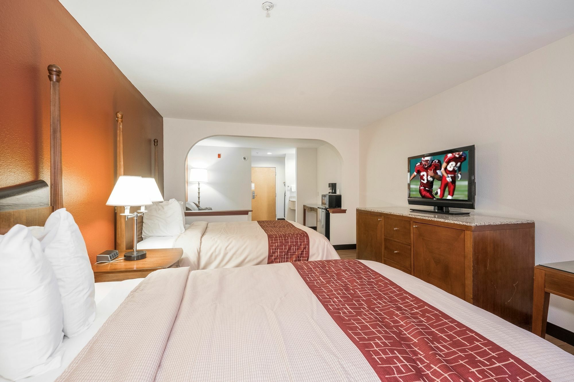Red Roof Inn & Suites Biloxi - Ocean Springs Экстерьер фото
