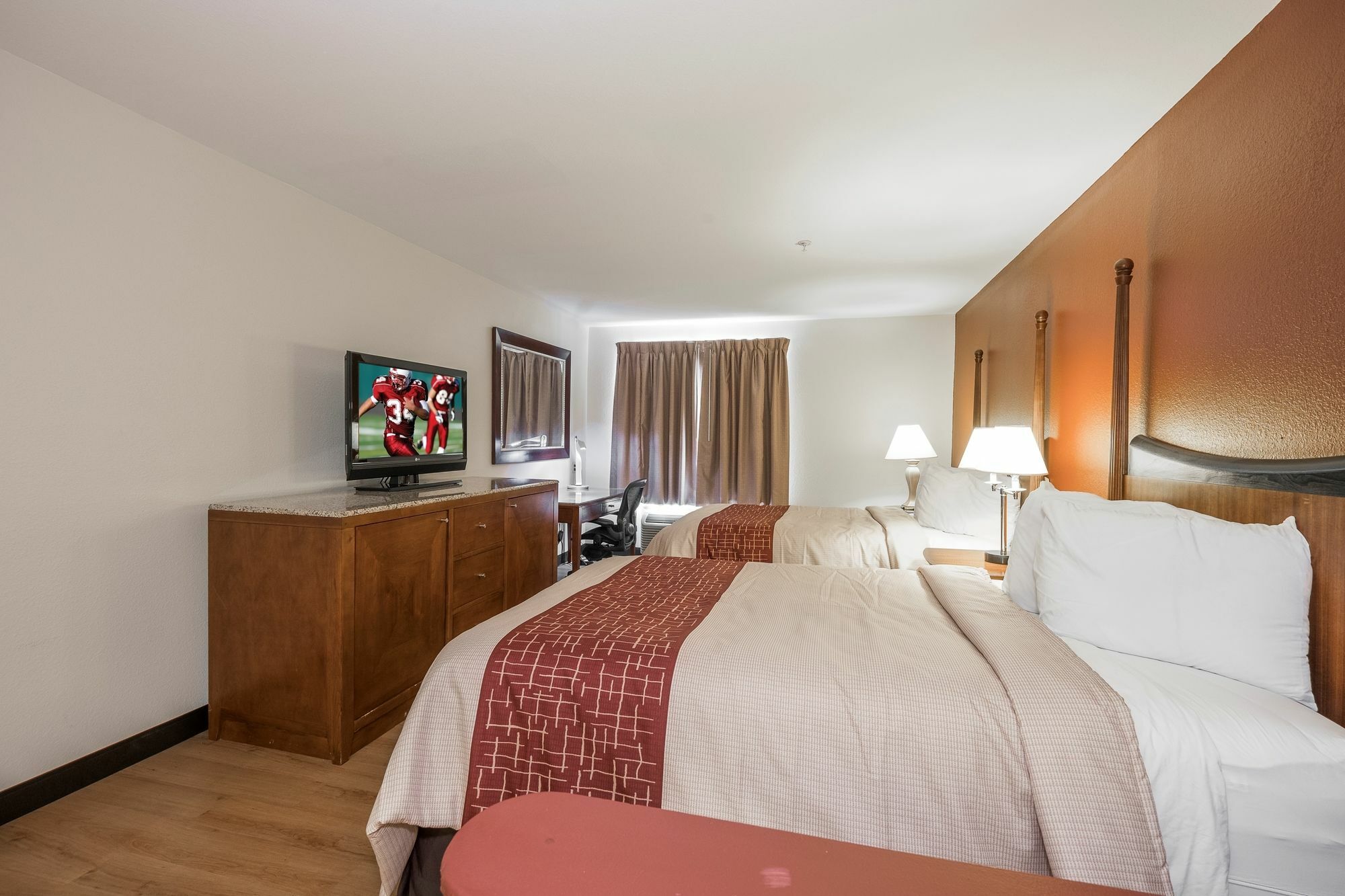 Red Roof Inn & Suites Biloxi - Ocean Springs Экстерьер фото