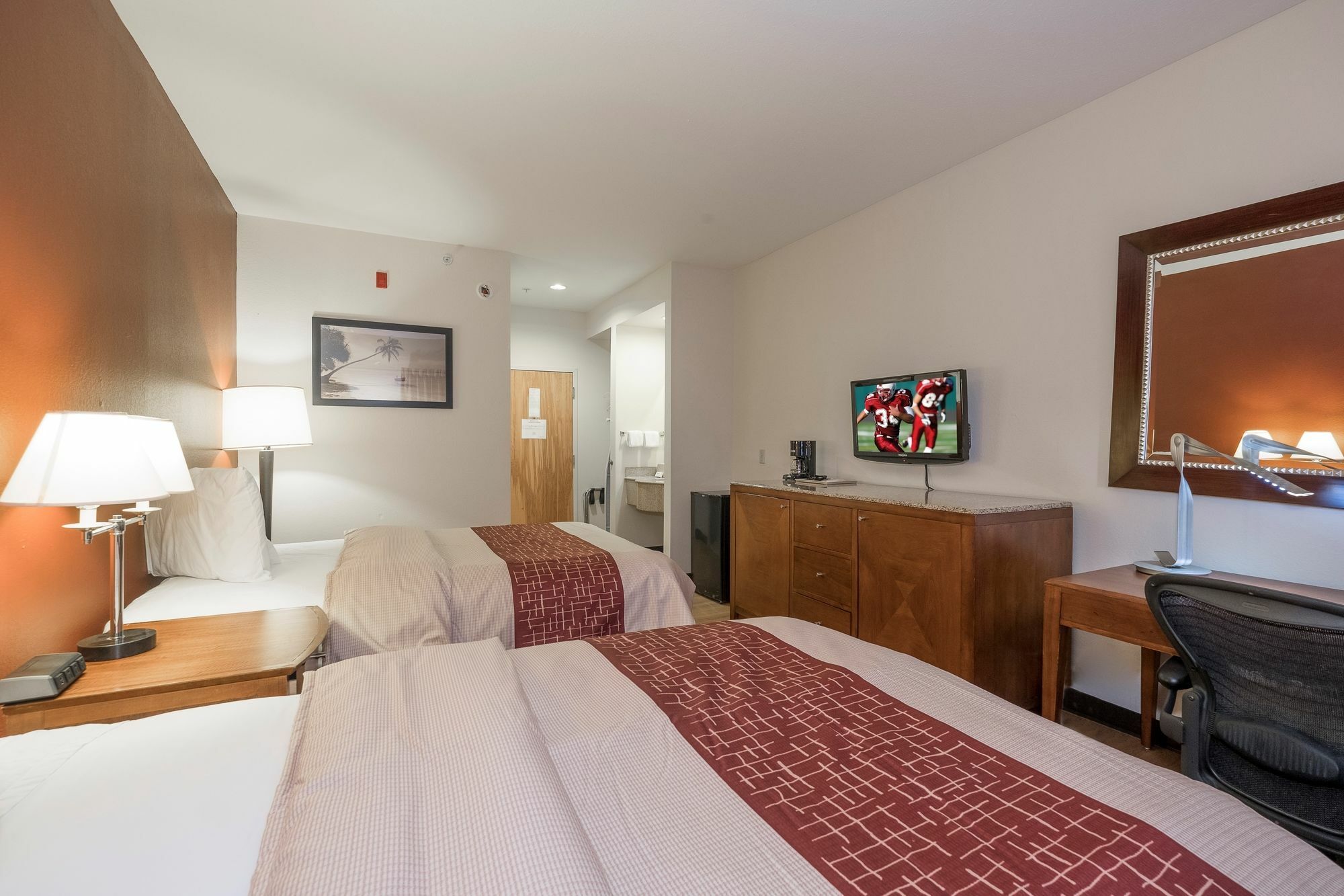 Red Roof Inn & Suites Biloxi - Ocean Springs Экстерьер фото