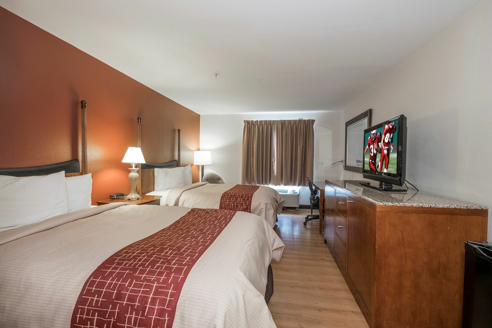 Red Roof Inn & Suites Biloxi - Ocean Springs Экстерьер фото